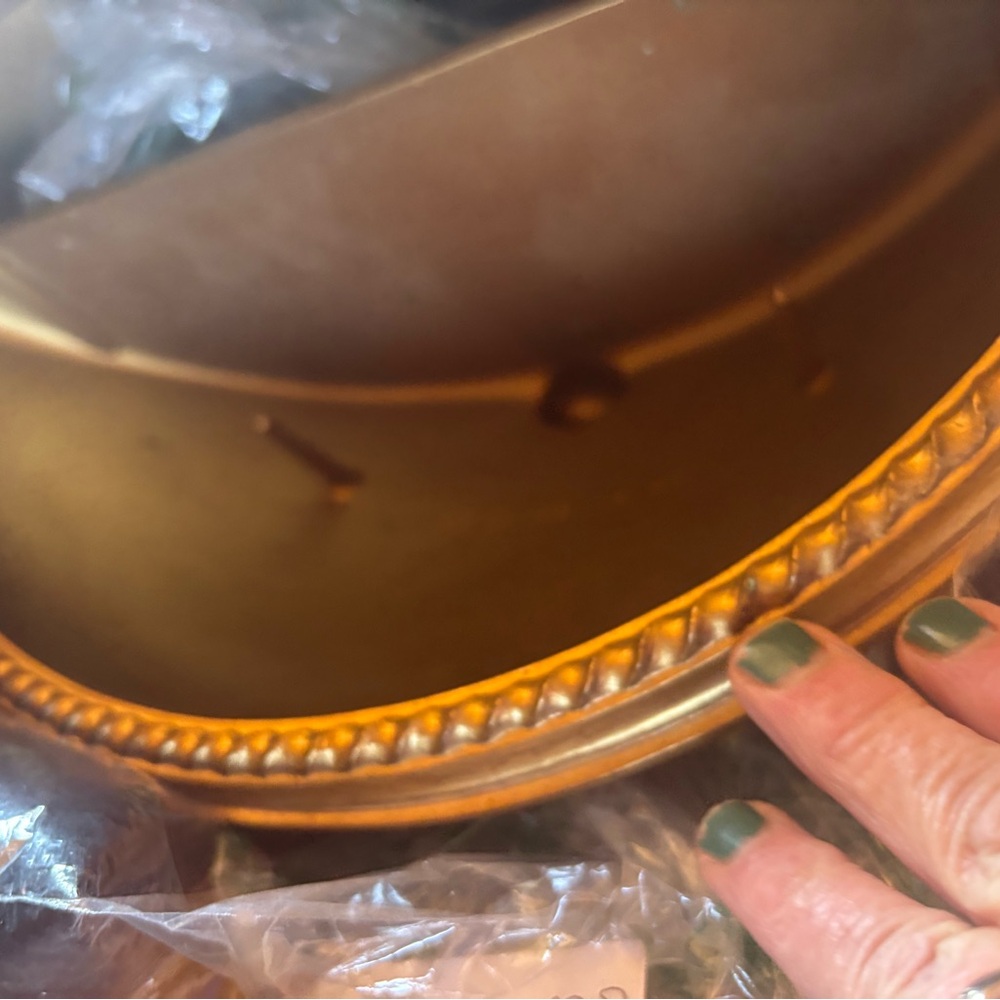 Vintage Ornate Gold Wall Sconce Accent - Picture 3 of 4